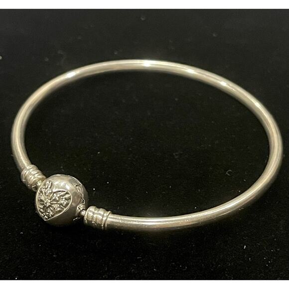 Authentic Pandora Silver Heart of Winter Bracelet Bangle S925 ALE Melt My Heart - Picture 1 of 5